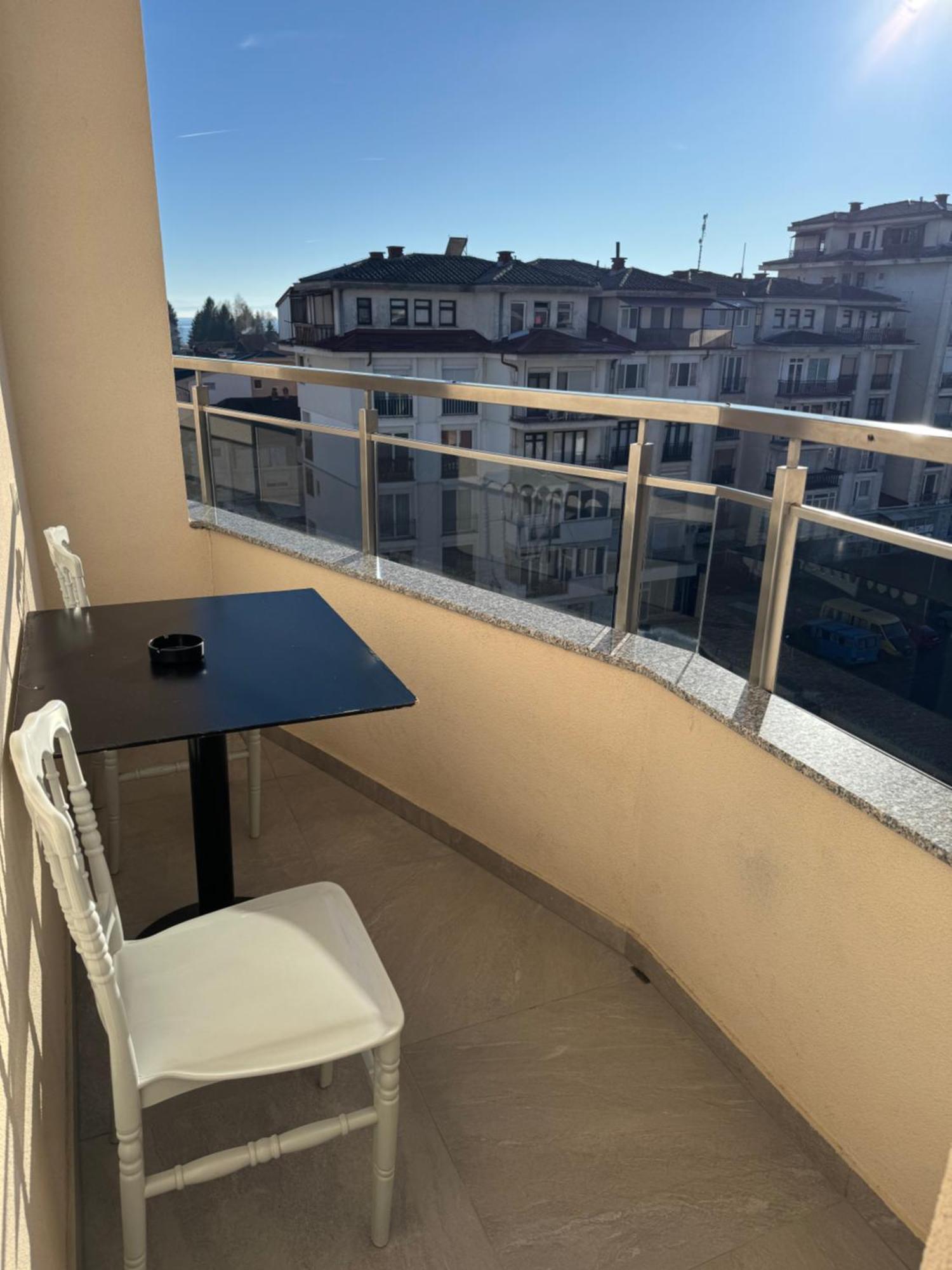 Hotel Majestic Струга Екстериор снимка